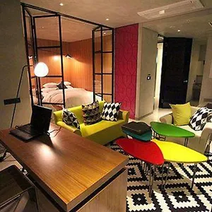 Hotel The Designers Hongdae ***
