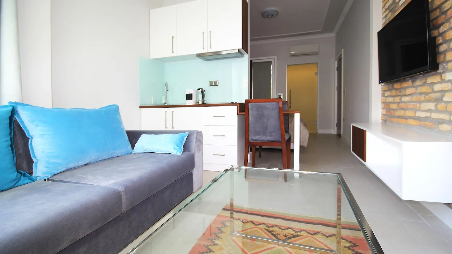 Delight Deluxe Aparts 4*, Antalya Turkey